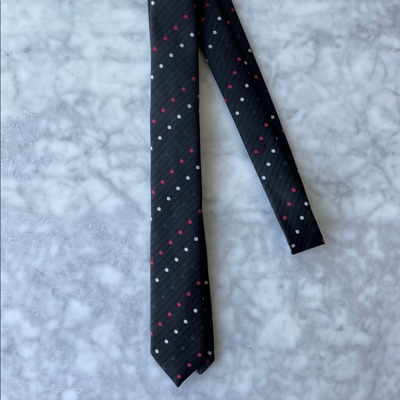 Dolce & Gabbana Tie - Picture 2 of 5